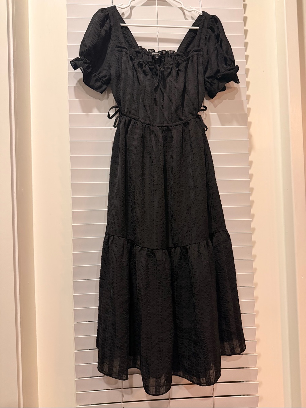 Madewell Square-Neck Tiered Midi Dress Textured Seersucker - Size S - True Black